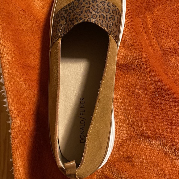 Donald Pliner shoes - Picture 5 of 8